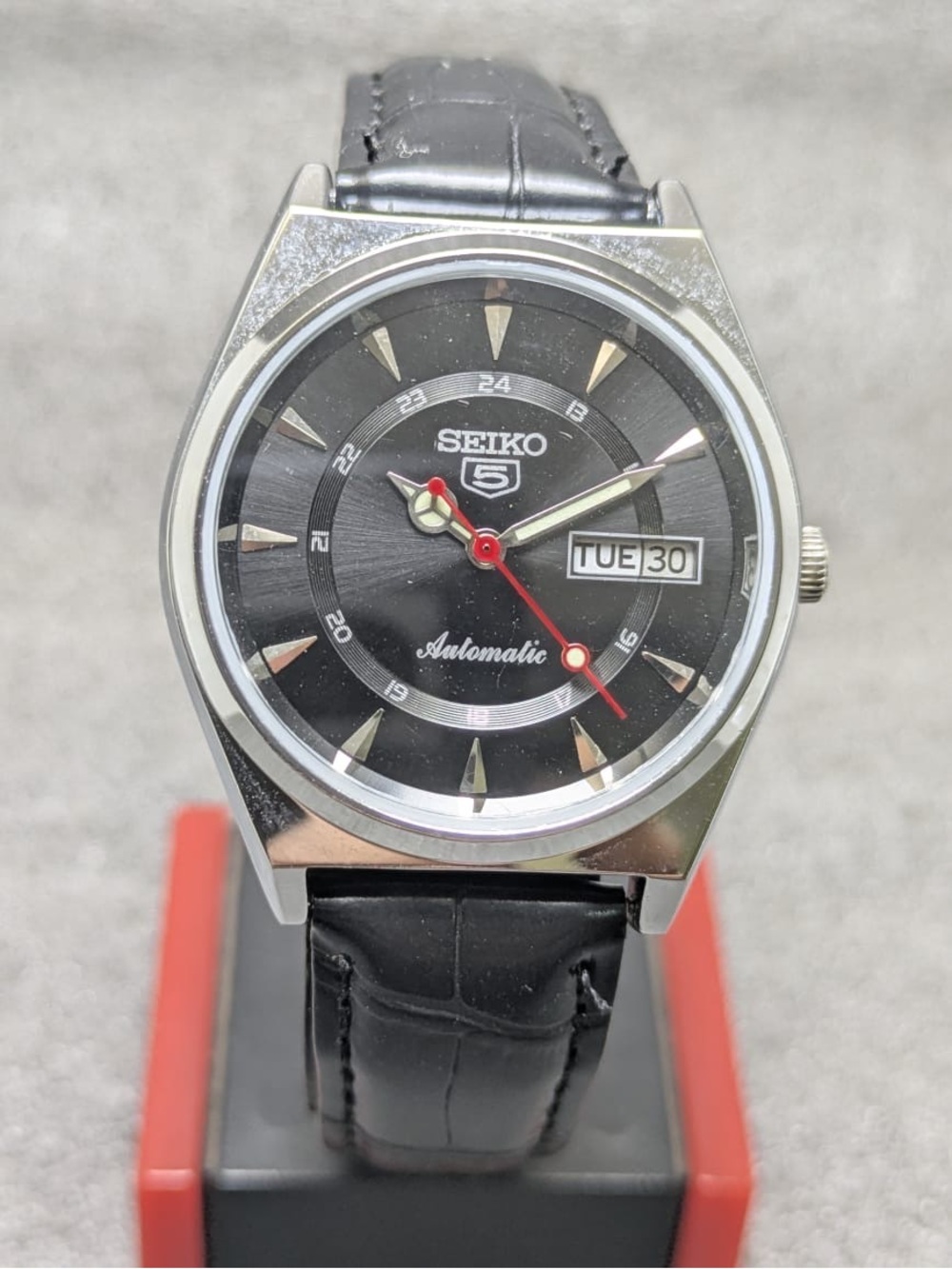 Vintage Seiko 5 Automatic Style Watch | Black Dial with Red Second Hand |